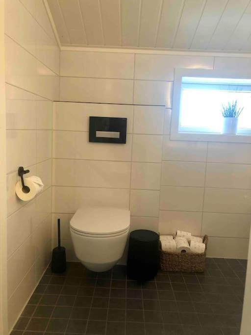 Mountainside Lodge - Breivikeidet Tromso Ngoại thất bức ảnh