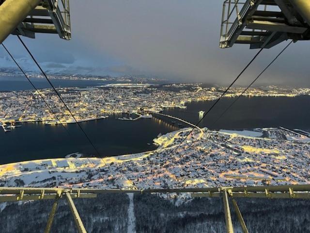 Mountainside Lodge - Breivikeidet Tromso Ngoại thất bức ảnh